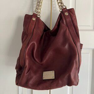 Marc Jacobs purse/purple